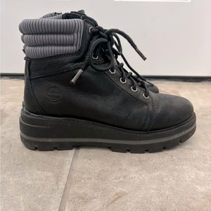 Timberland boots women’s size 7
